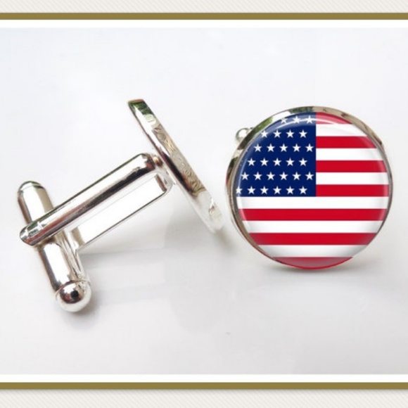 🎉HP🎉 US Flag Glass Cuff Links - Picture 2 of 2